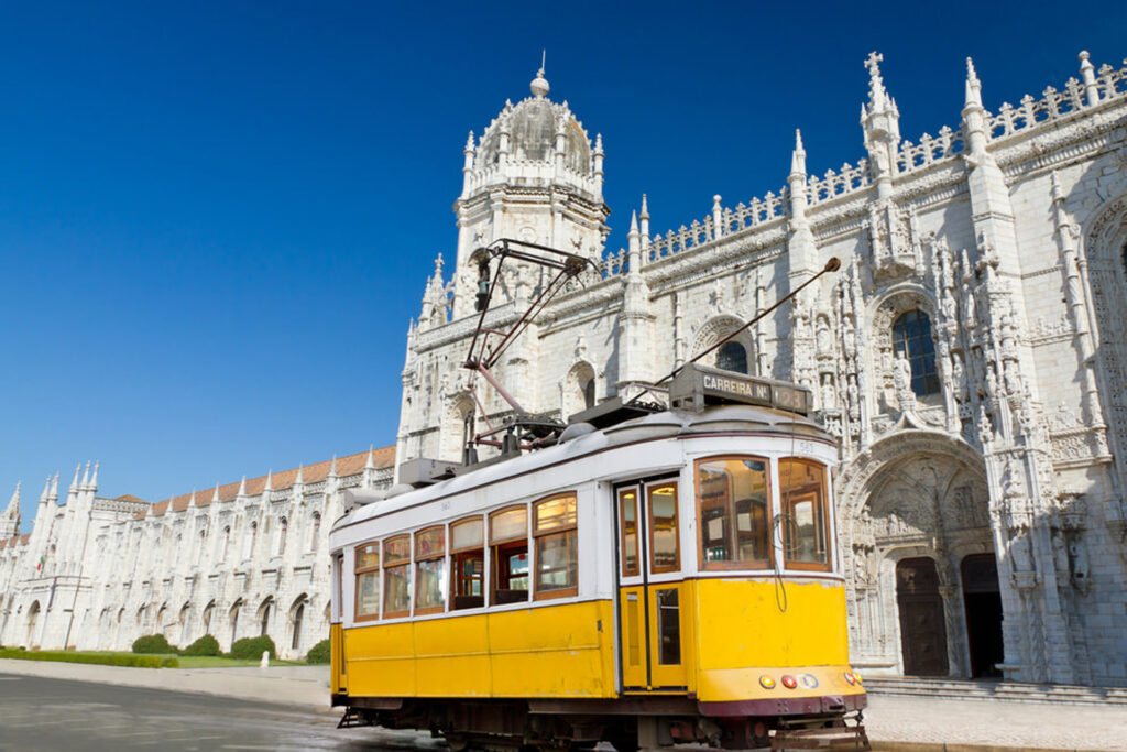 Tour-Lisbon